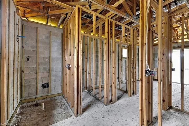 351 Western Ave S, Lehigh Acres, Florida 33974