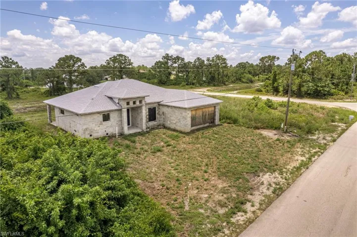 351 Western Ave S, Lehigh Acres, Florida 33974
