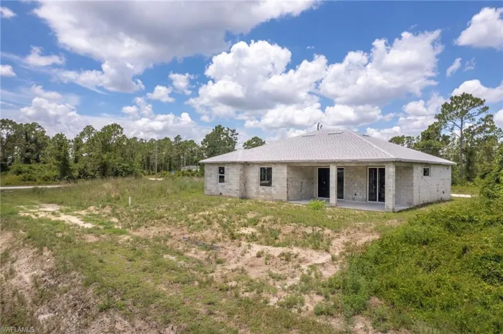 351 Western Ave S, Lehigh Acres, Florida 33974