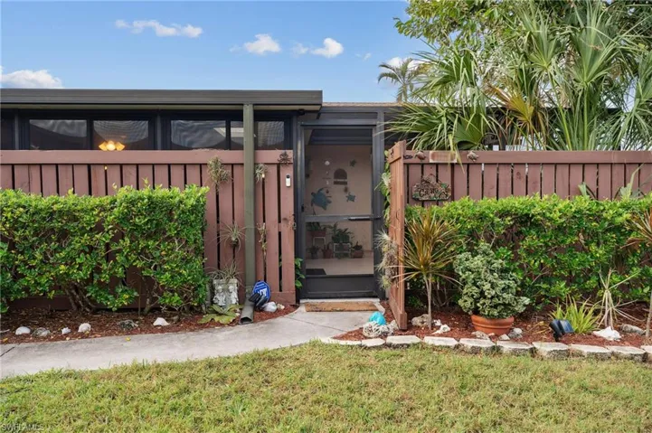 17336  Birchwood  LN, Fort Myers, FL 33908