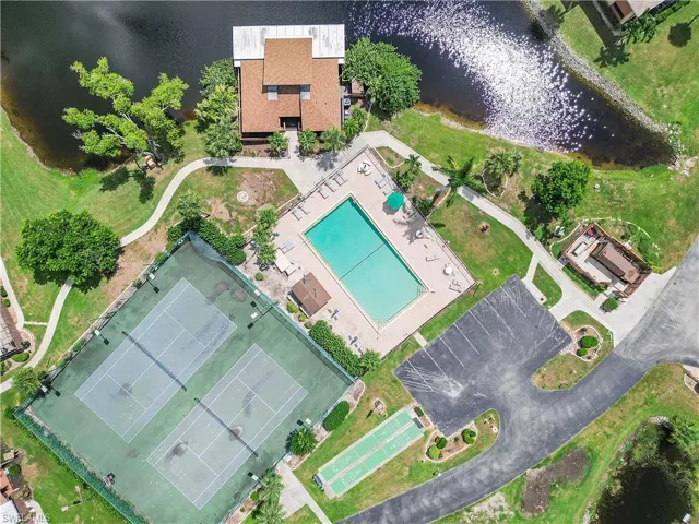 17336  Birchwood  LN, Fort Myers, FL 33908