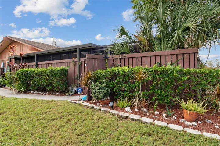 17336  Birchwood  LN, Fort Myers, FL 33908