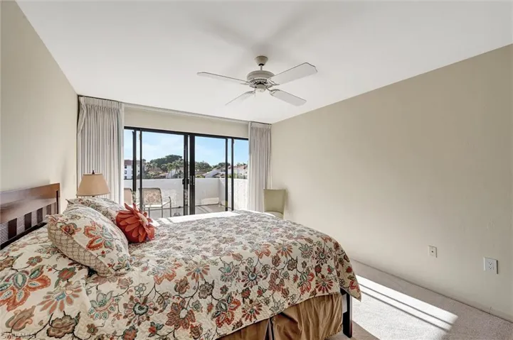 5920 Via Lugano 2, Naples, Florida 34108
