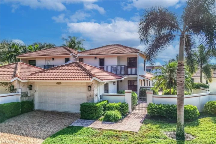 5920 Via Lugano 2, Naples, Florida 34108