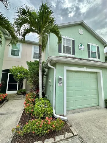 3614 Pine Oak Cir 103, Fort Myers, Florida 33916