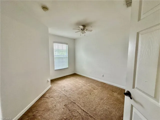 3614 Pine Oak Cir 103, Fort Myers, Florida 33916