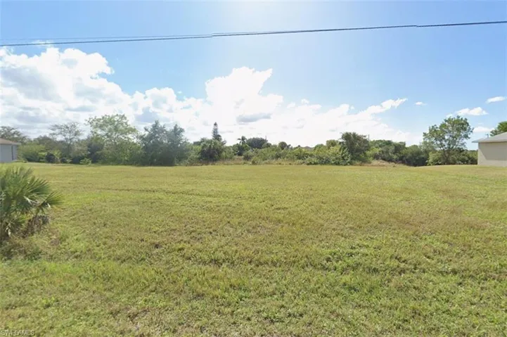 1308 Ne 23rd Ter, Cape Coral, Florida 33909