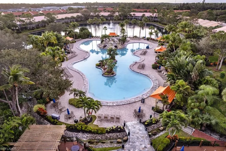 2396  Hidden Lake  DR, Naples, FL 34112