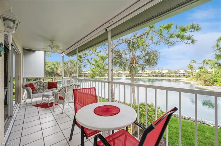 2396  Hidden Lake  DR, Naples, FL 34112