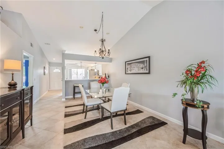 2396  Hidden Lake  DR, Naples, FL 34112