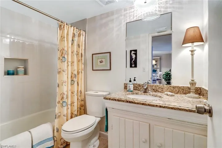 1330  Derbyshire  CT, Naples, FL 34116