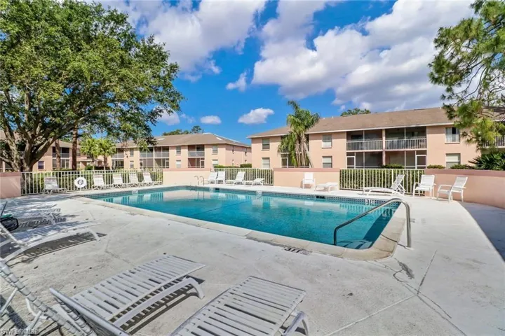 1330  Derbyshire  CT, Naples, FL 34116
