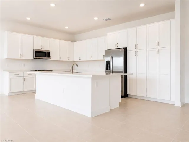 20885 Thistle Leaf Ln, Estero, Florida 33928