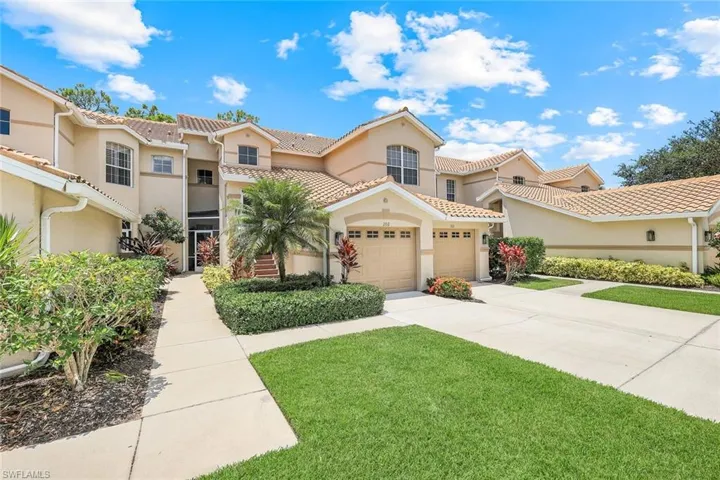 8488  Radcliffe  TER, Naples, FL 34120