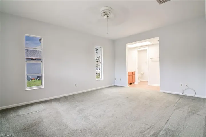 5794  Inverness  CIR, North Fort Myers, FL 33903