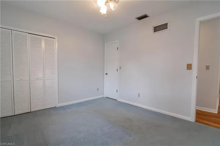 5794  Inverness  CIR, North Fort Myers, FL 33903