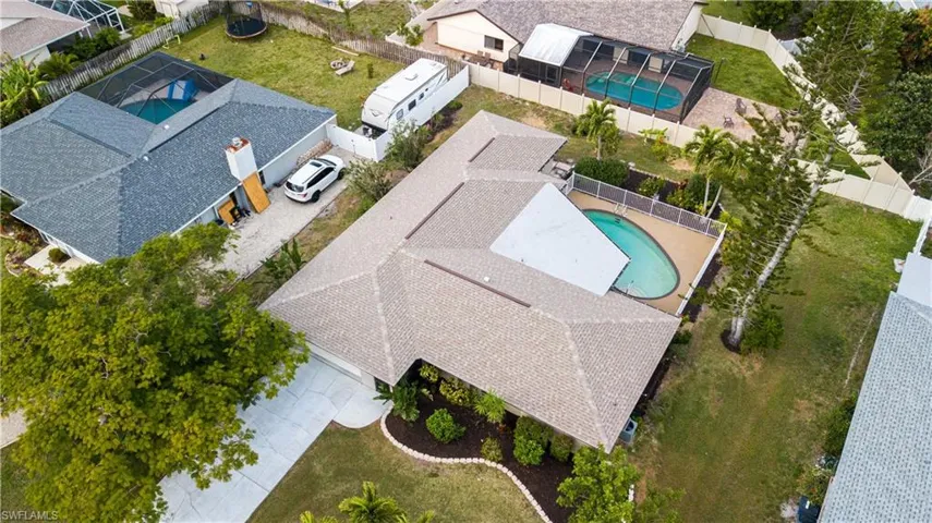 5794  Inverness  CIR, North Fort Myers, FL 33903
