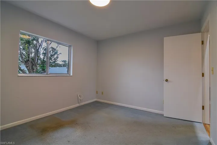 5794  Inverness  CIR, North Fort Myers, FL 33903