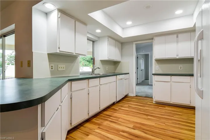 5794  Inverness  CIR, North Fort Myers, FL 33903