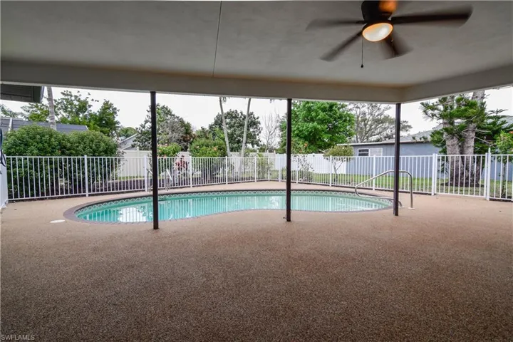 5794  Inverness  CIR, North Fort Myers, FL 33903