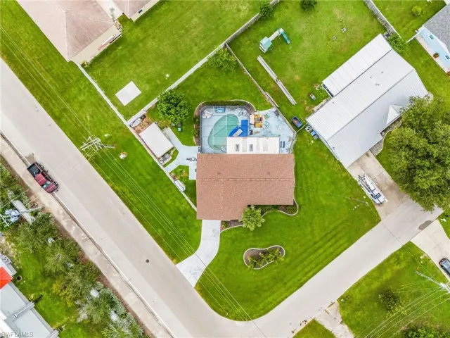 Bird's eye view home