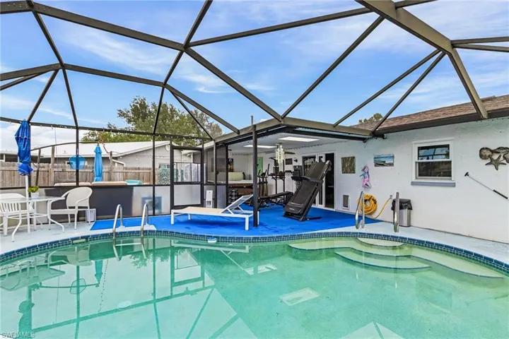 1444 SE 11th  TER, Cape Coral, FL 33990