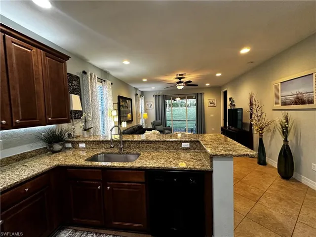 10547  Carolina Willow  DR, Fort Myers, FL 33913