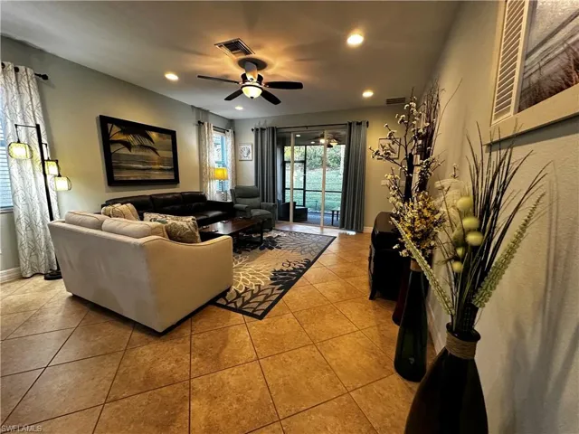 10547  Carolina Willow  DR, Fort Myers, FL 33913