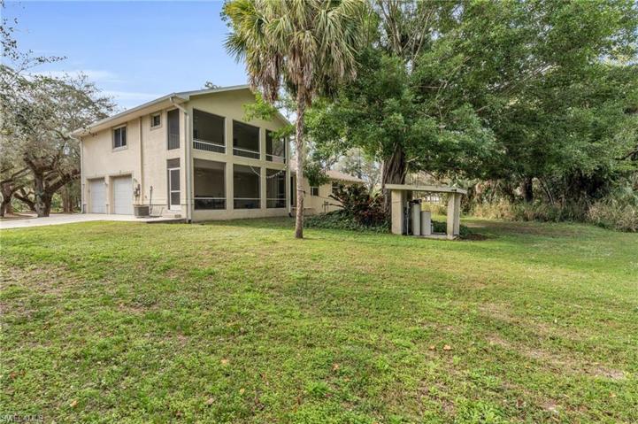 4161  Ellis  RD, FORT MYERS, FL 33905