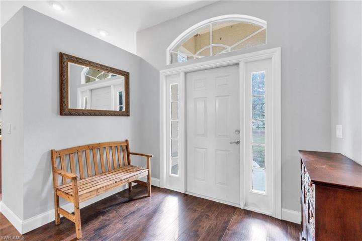 FOYER