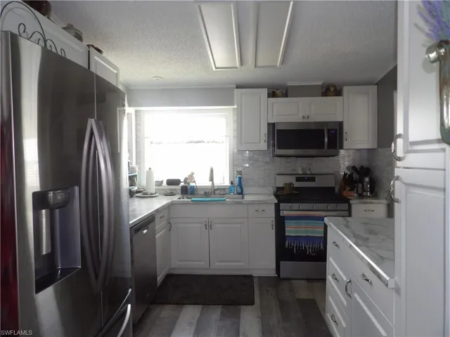 216  Shrub N LN, North Fort Myers, FL 33917