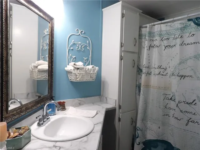 216  Shrub N LN, North Fort Myers, FL 33917