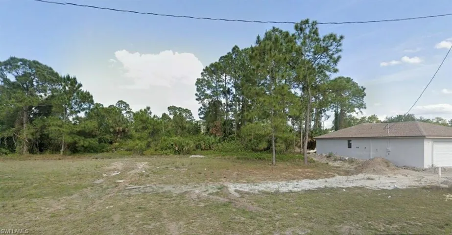 429 Gray Ave S, Lehigh Acres Fl 33974