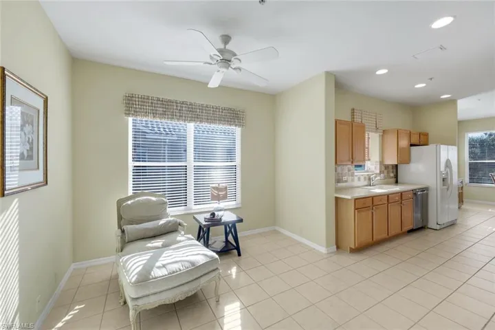 8470 Danbury Blvd 201, Naples, Florida 34120