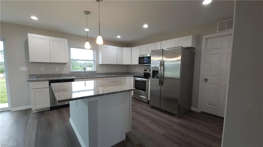 9077  Bamboo  CIR, Labelle, FL 33935