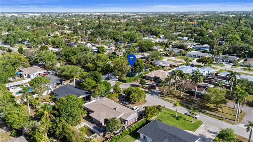 Aerial view featuring a residential view