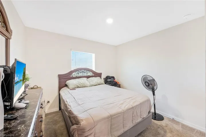 210 Ne 16th Ter, Cape Coral Fl 33909