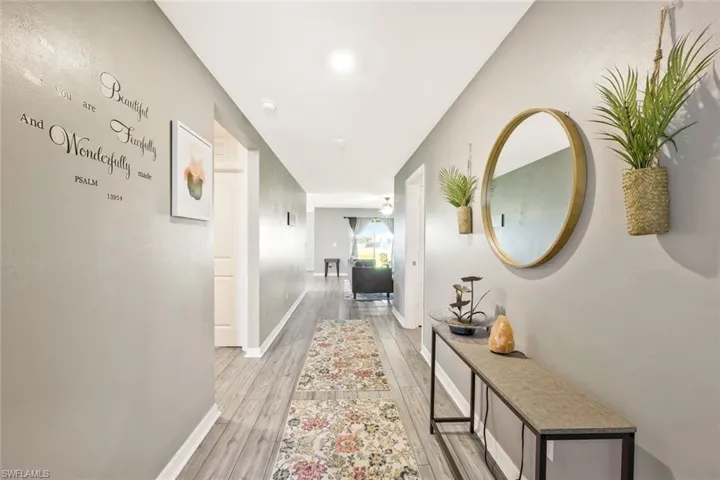 210 Ne 16th Ter, Cape Coral Fl 33909