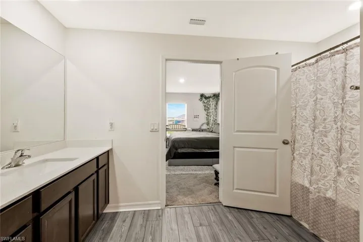 210 Ne 16th Ter, Cape Coral Fl 33909