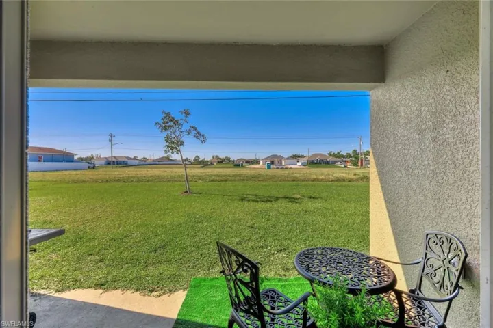 210 Ne 16th Ter, Cape Coral Fl 33909