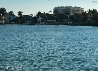 150 Tahiti Cir, Naples, Florida 34113