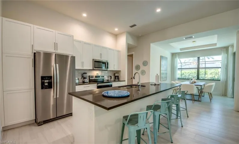 4402 Sw 18th Pl, Cape Coral, Florida 33914