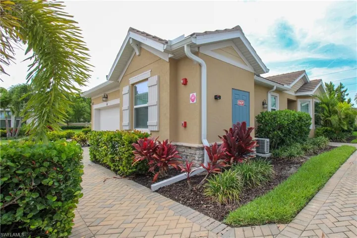4692 Arboretum Cir 102, Naples, Florida 34112