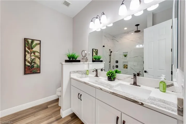 1120 S Town And River  DR, Fort Myers, FL 33919