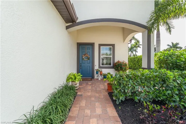 1120 S Town And River  DR, Fort Myers, FL 33919