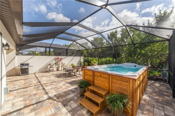 1120 S Town And River  DR, Fort Myers, FL 33919