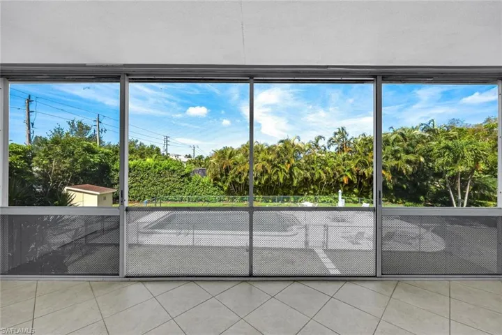 820 Ketch Dr # 7, Naples Fl 34103