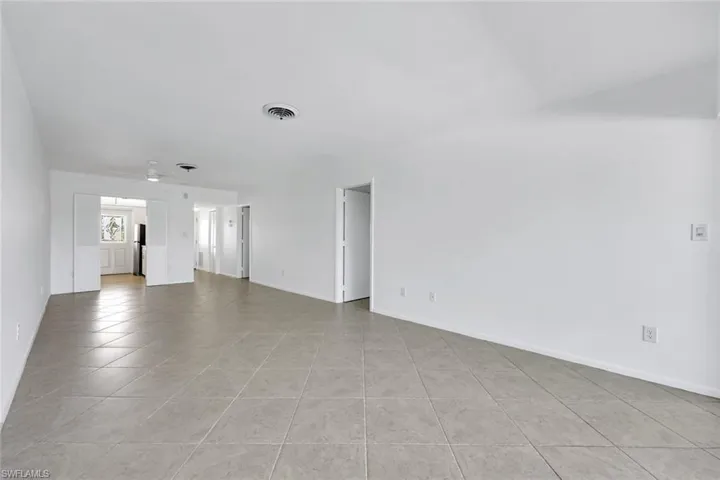 820 Ketch Dr # 7, Naples Fl 34103