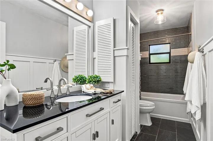 4971 Hickory Wood Dr, Naples, Florida 34119