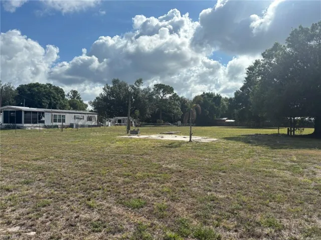 7949 Mcdaniel Dr, North Fort Myers, Florida 33917